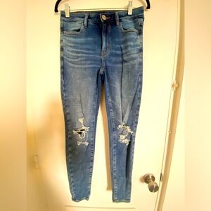 American Eagle “Hi Rise Jeggings”. Size 6. Next Level Flex